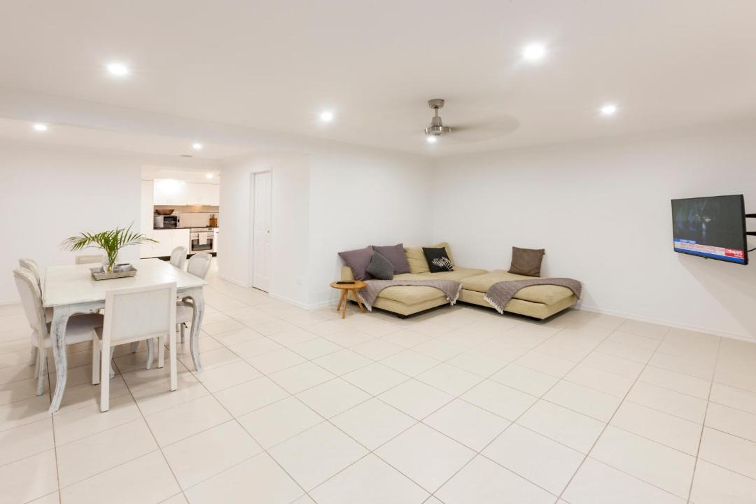 Photo of Livingroom in Mermaid Waters
