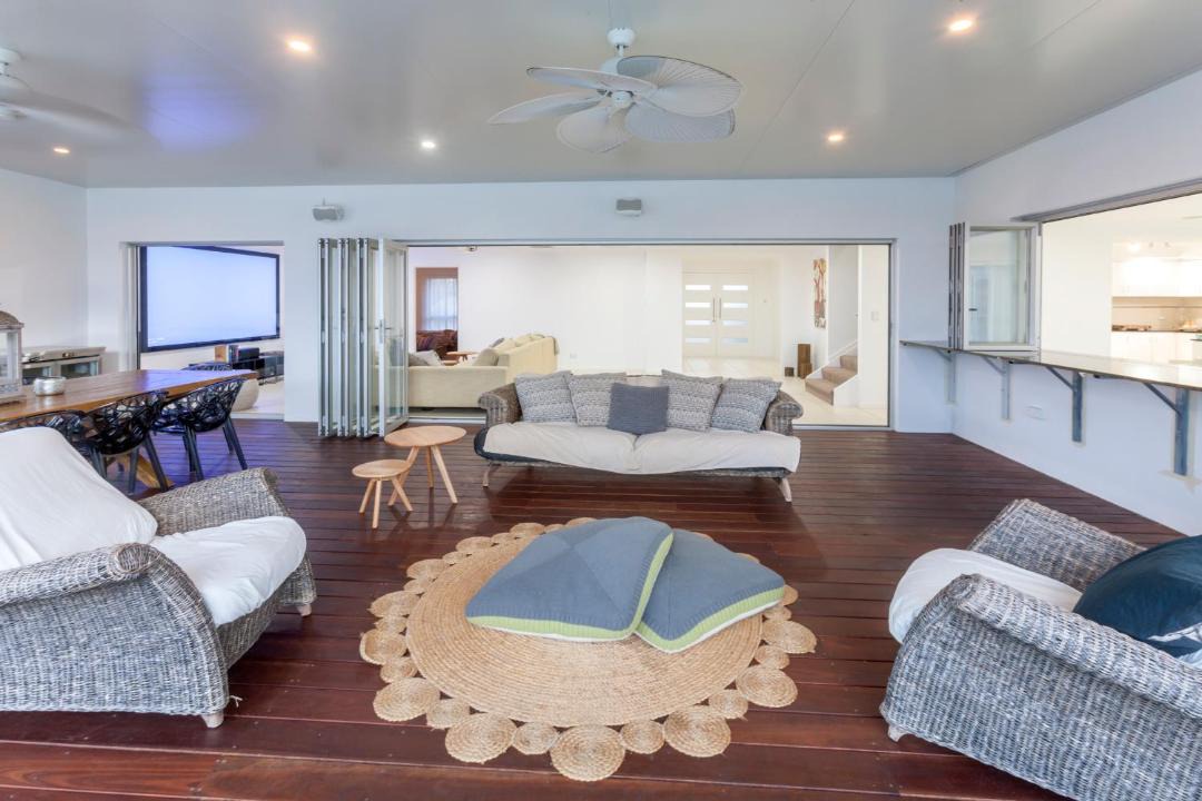 Photo of Livingroom in Mermaid Waters