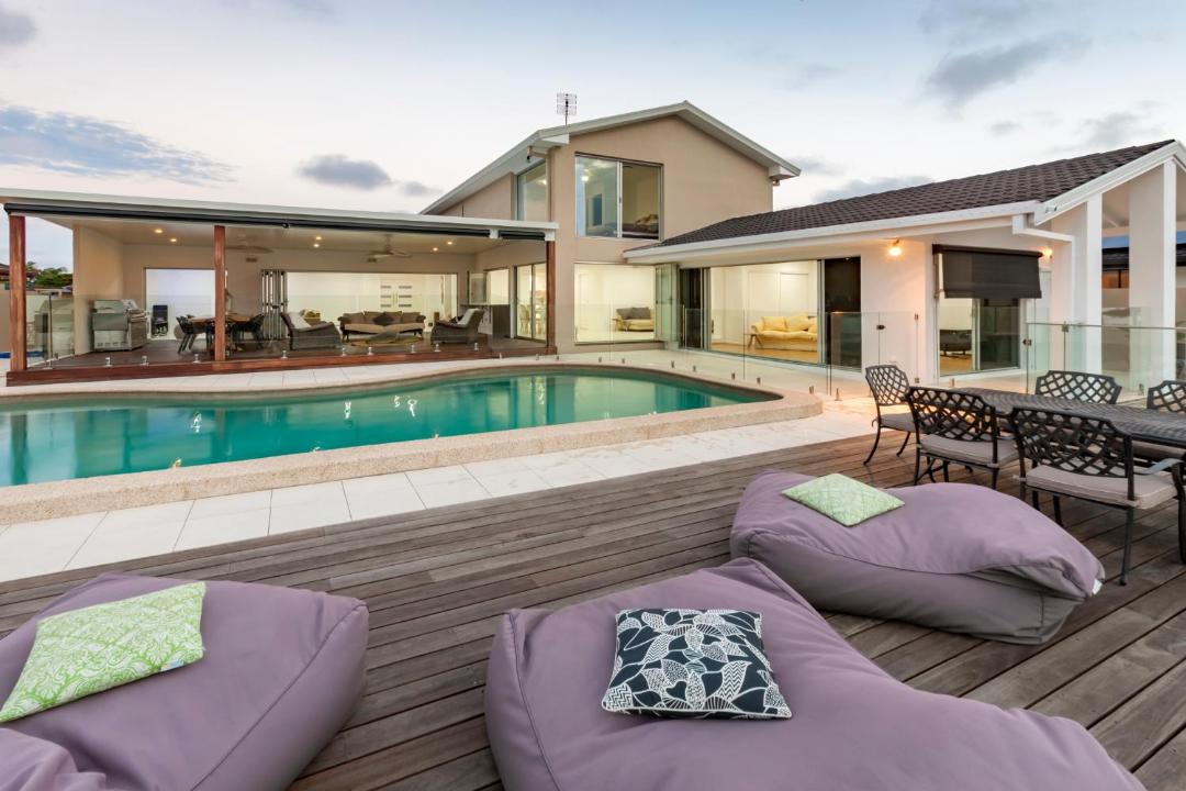 Photo of Outdoor in Mermaid Waters