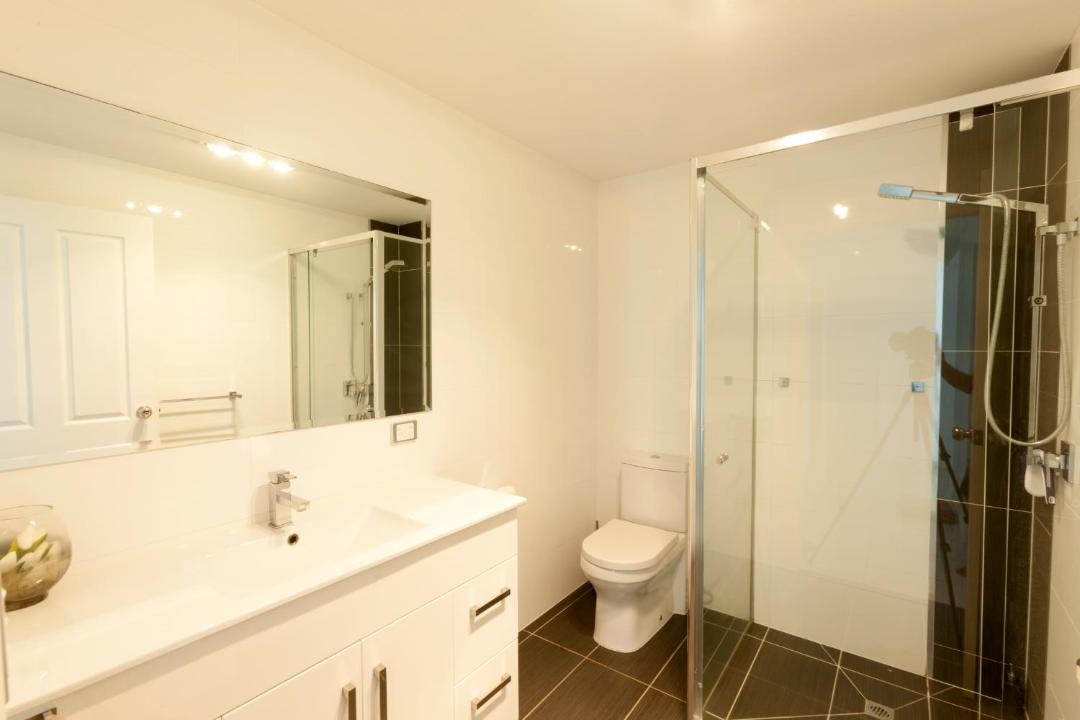 Photo of Bathroom in Mermaid Waters