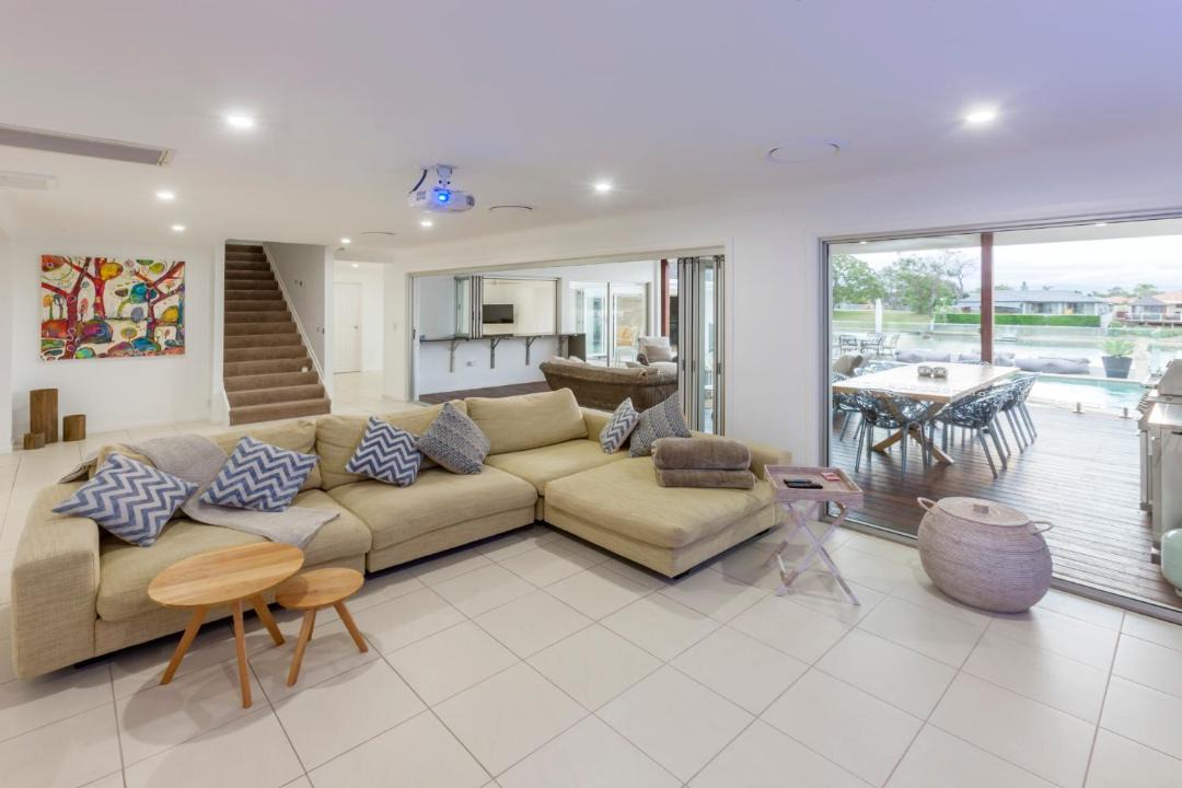Photo of Livingroom in Mermaid Waters