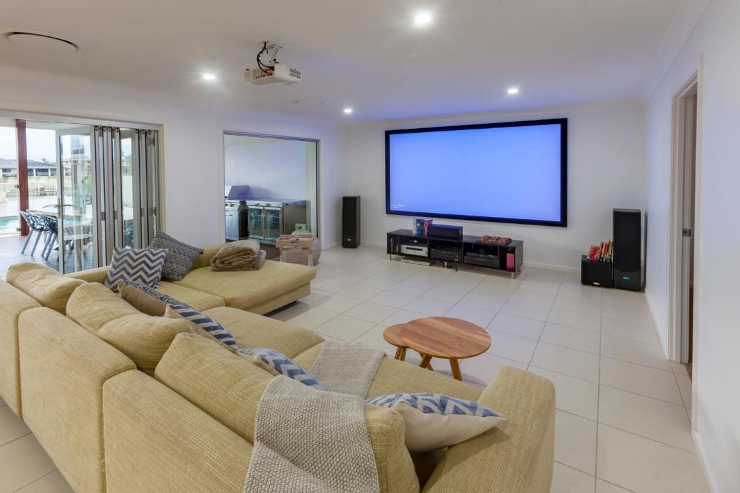 Photo of Livingroom in Mermaid Waters