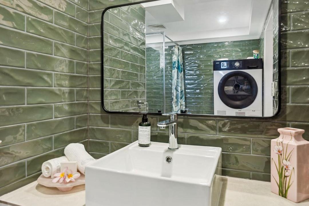 Photo of Bathroom in Burleigh Heads
