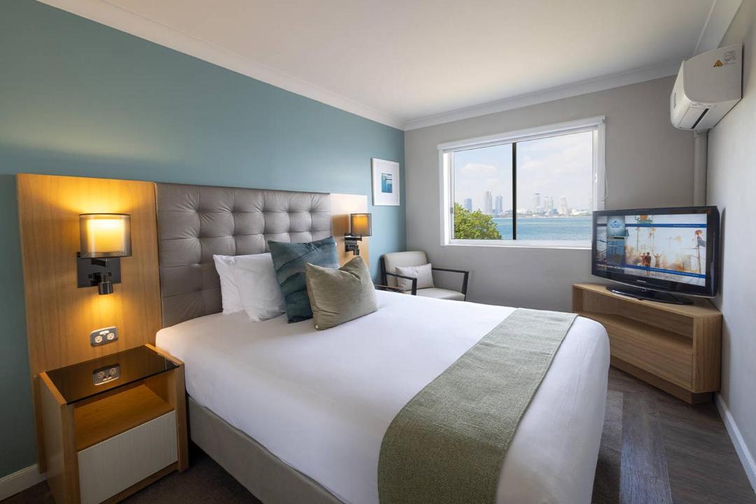 Photo of Bedroom in Main Beach