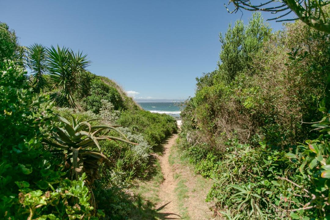 Photo of Others in Wavecrest