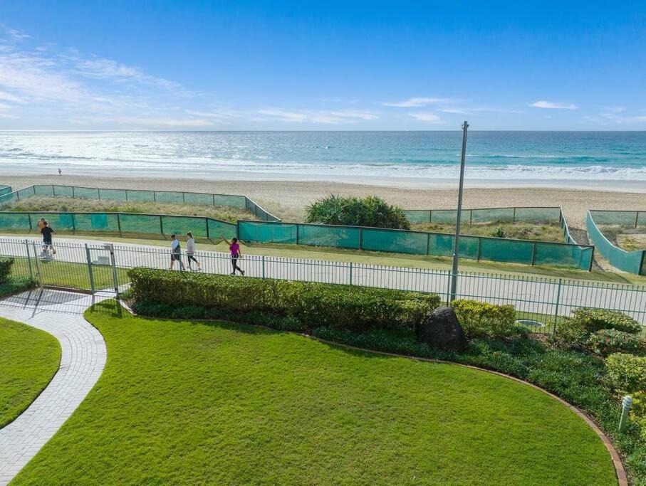 Photo of Others in Surfers Paradise