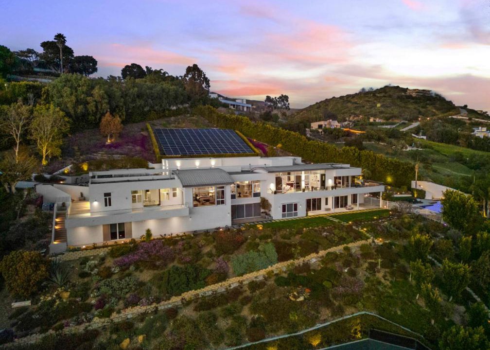 Photo of Buildings in Central Malibu