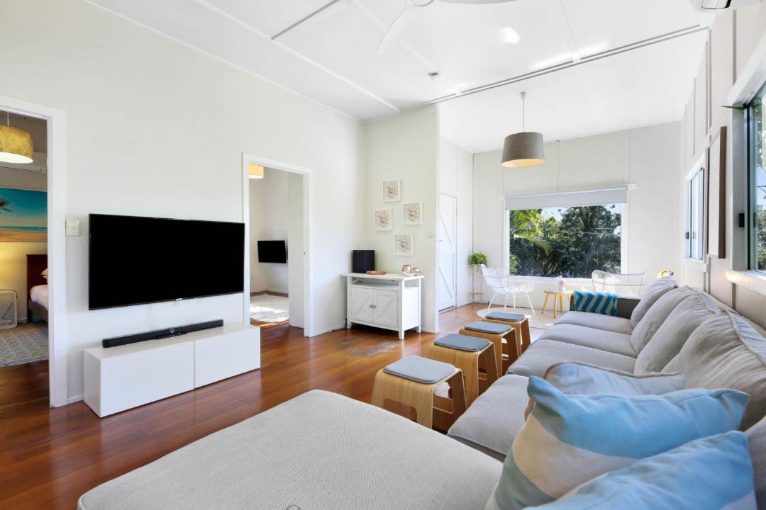 Photo of Livingroom in Burleigh Heads