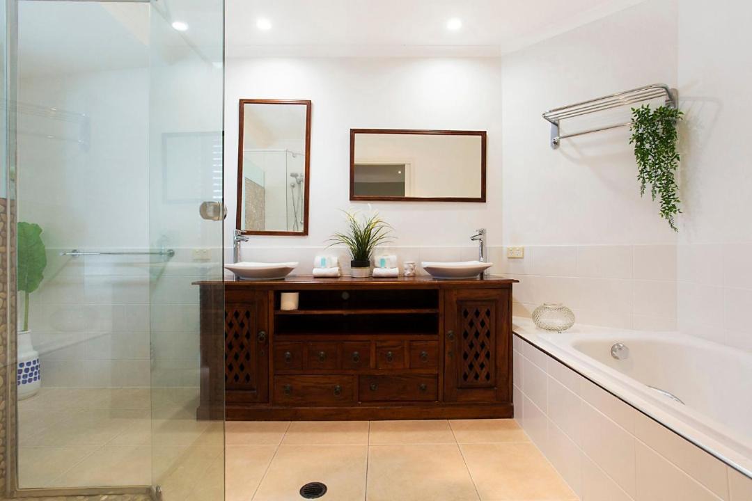 Photo of Bathroom in Broadbeach Waters