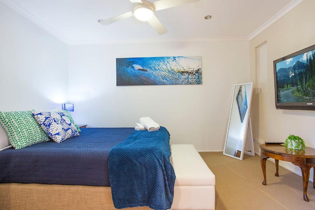 Photo of Bedroom in Broadbeach Waters