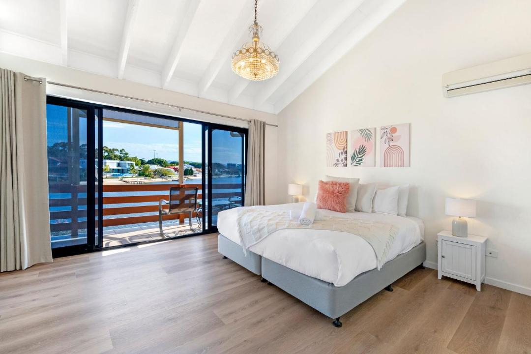 Photo of Bedroom in Mermaid Waters