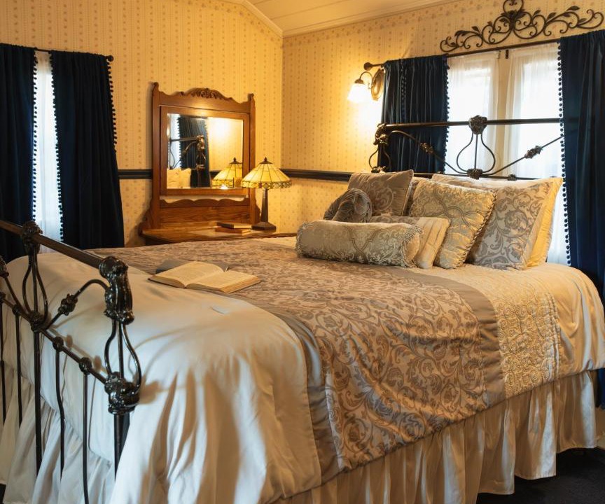 Photo of Bedroom in Julian