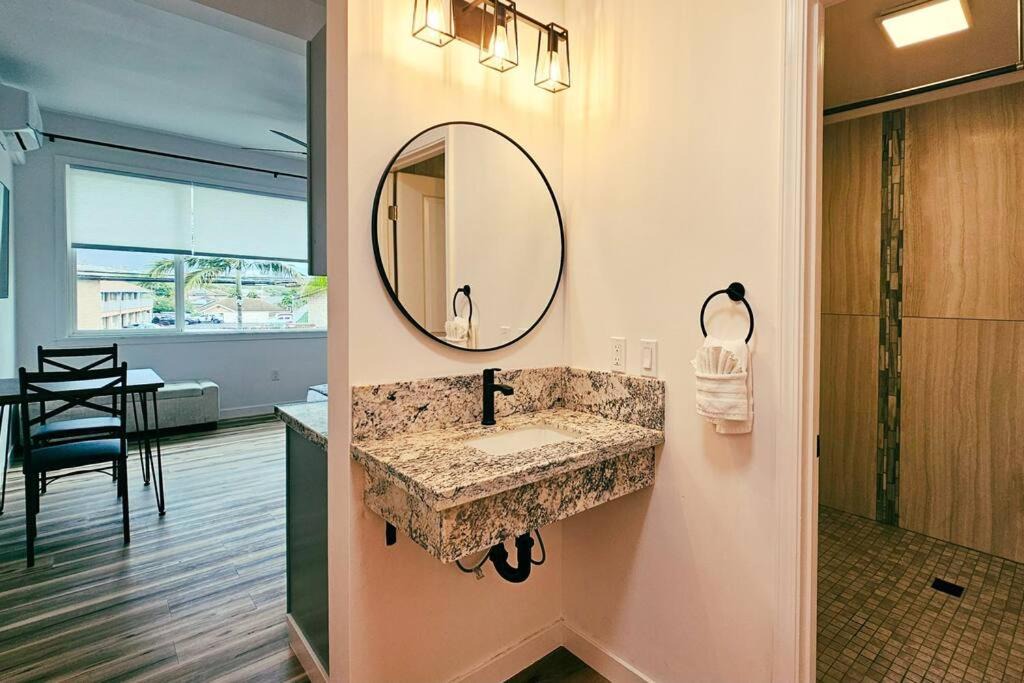 Photo of Bathroom in Wailuku