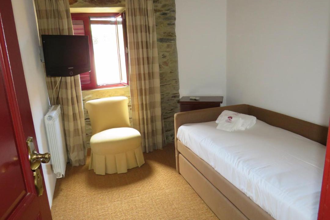 Photo of Bedroom in Montes da Senhora