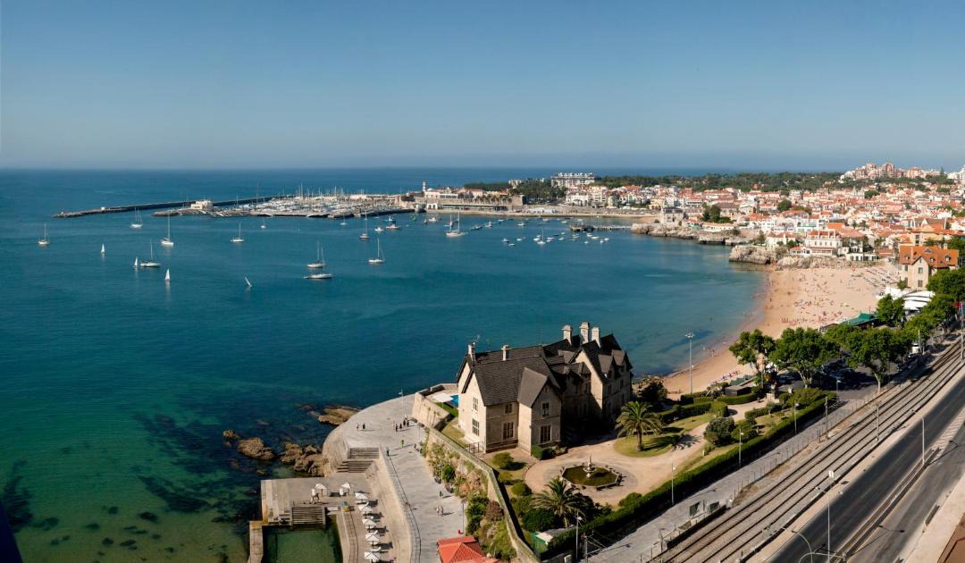 Photo of Others in Estoril