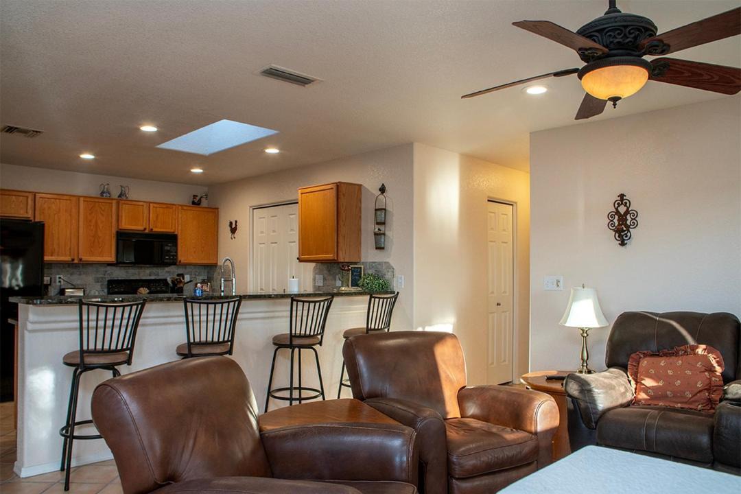 Photo of Livingroom in Lake Havasu City