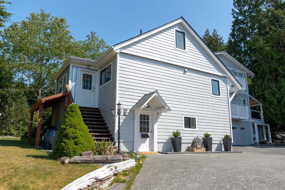Photo of Others in Ucluelet