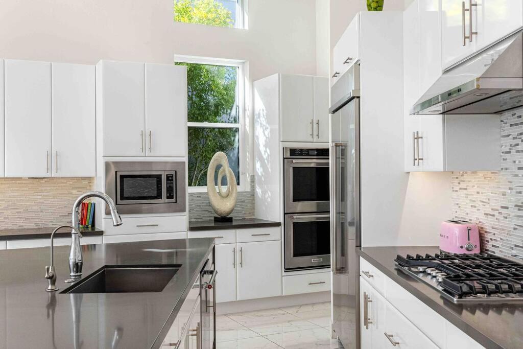 Photo of Kitchen in Palm Springs