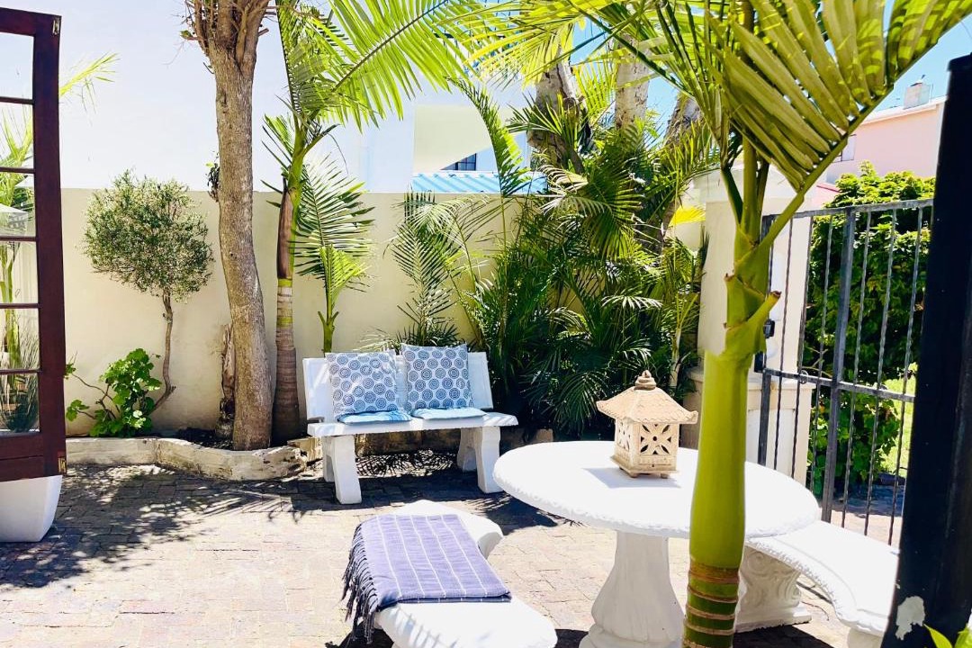 Photo of Patio Balcony in Wavecrest