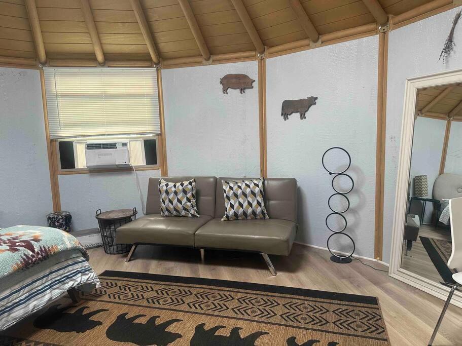 Photo of Others in Valley Center