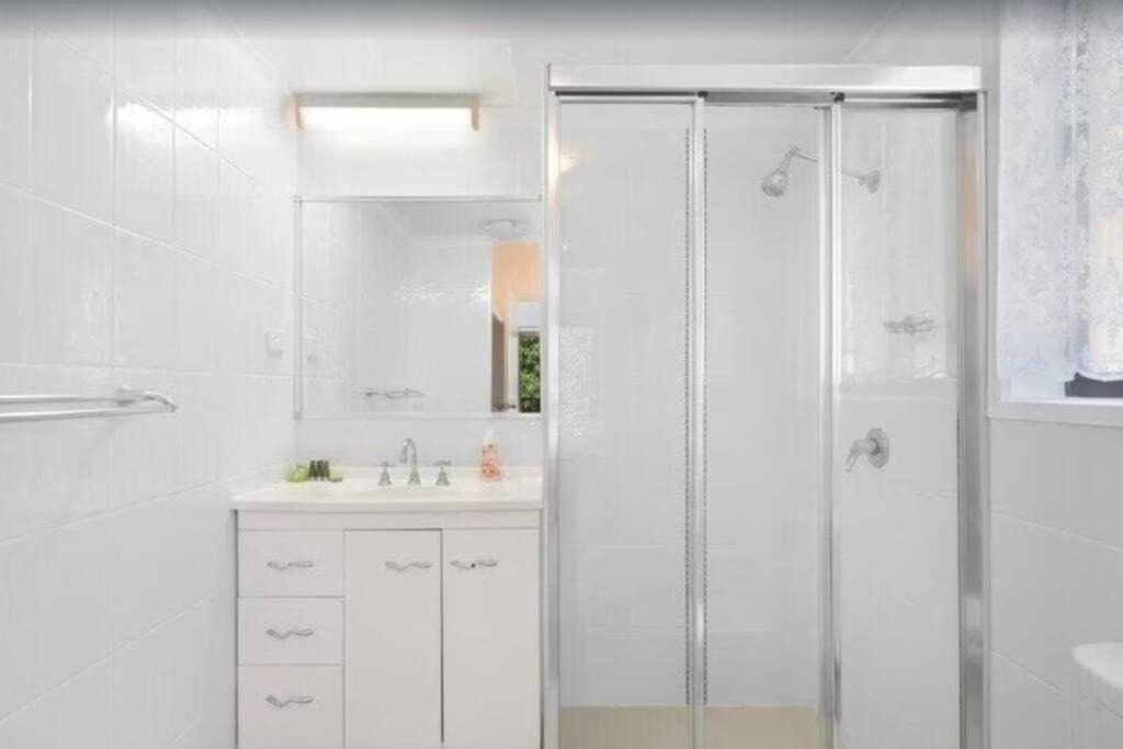 Photo of Bathroom in Mermaid Beach