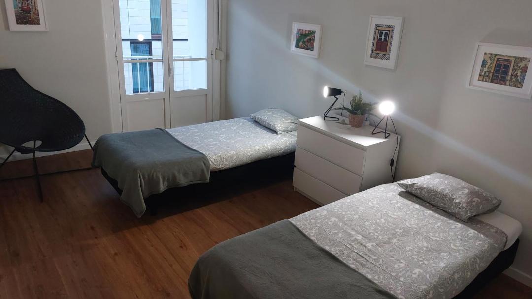 Photo of Bedroom in Linda-a-Velha