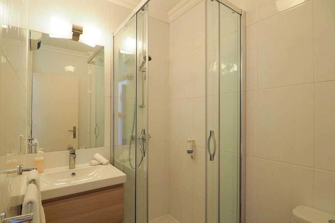 Photo of Bathroom in Alfama