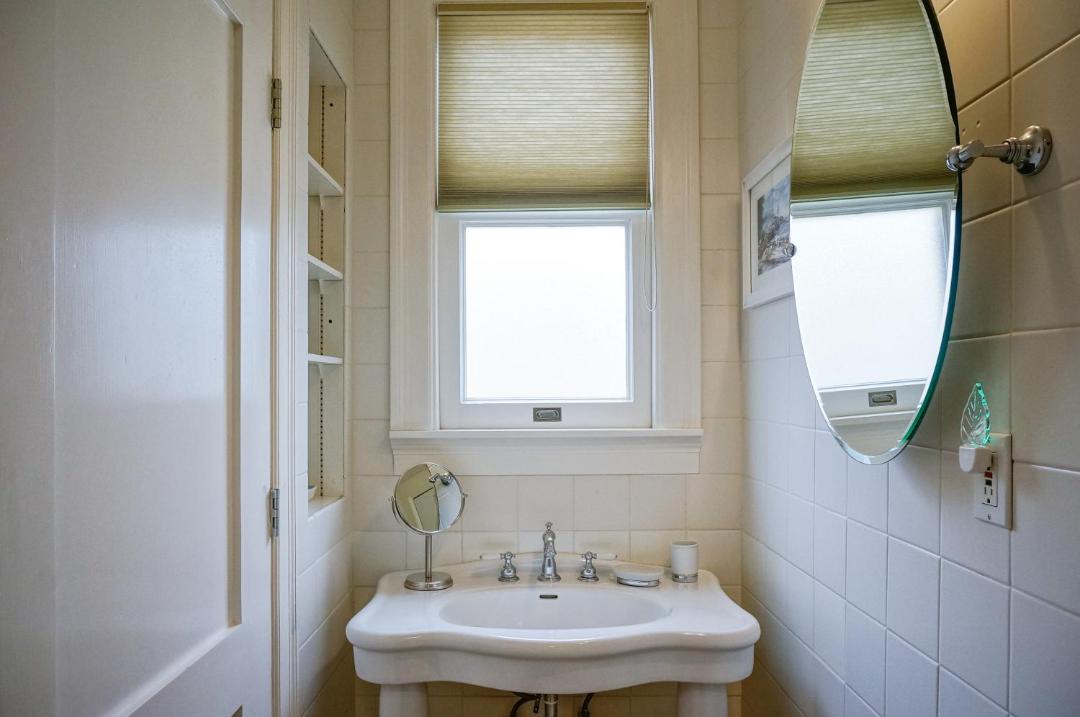 Photo of Bathroom in West Beach
