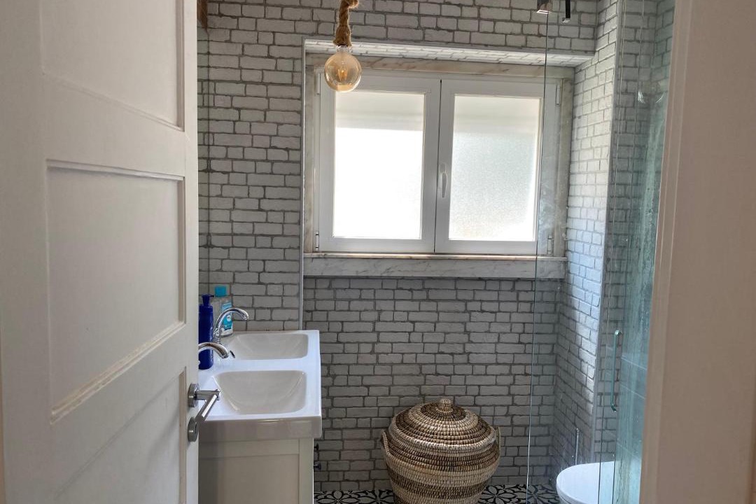 Photo of Bathroom in Alvalade