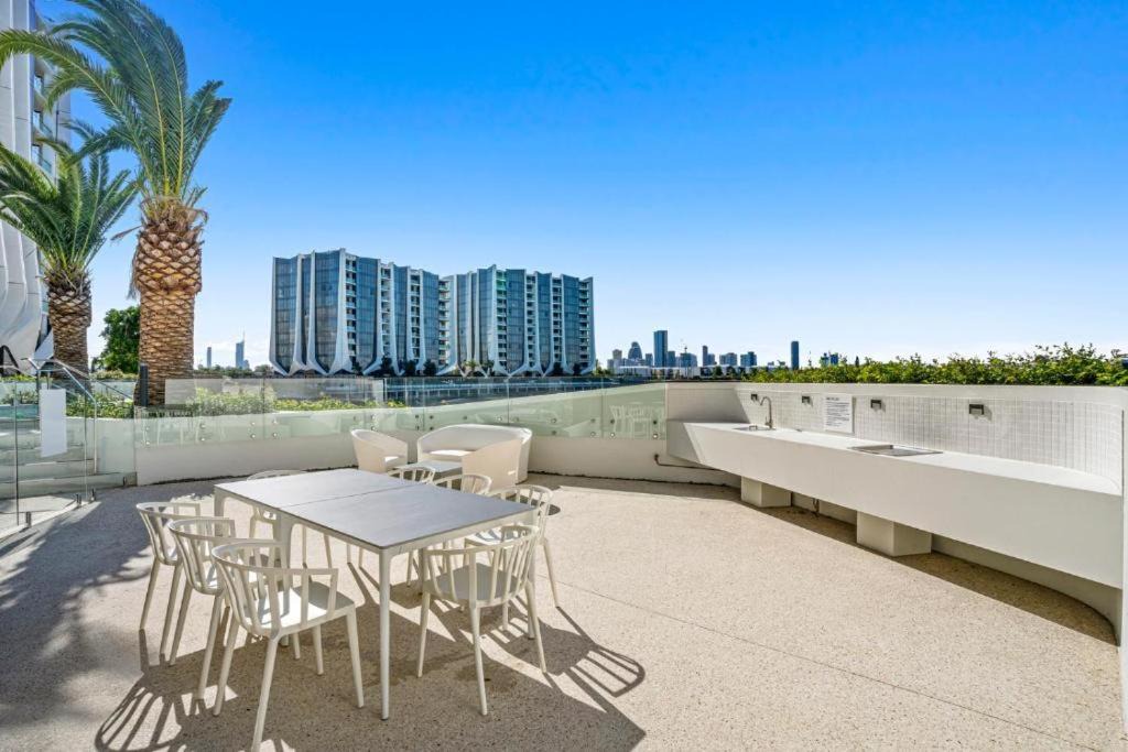 Photo of Patio Balcony in Mermaid Waters