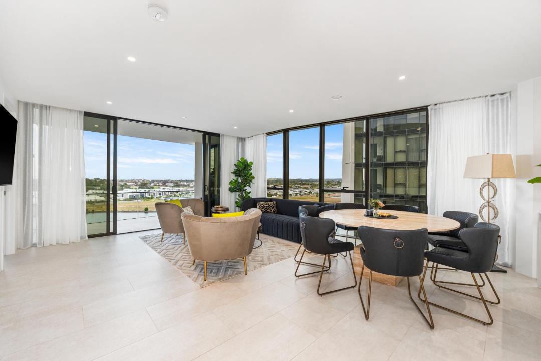 Photo of Livingroom in Mermaid Waters