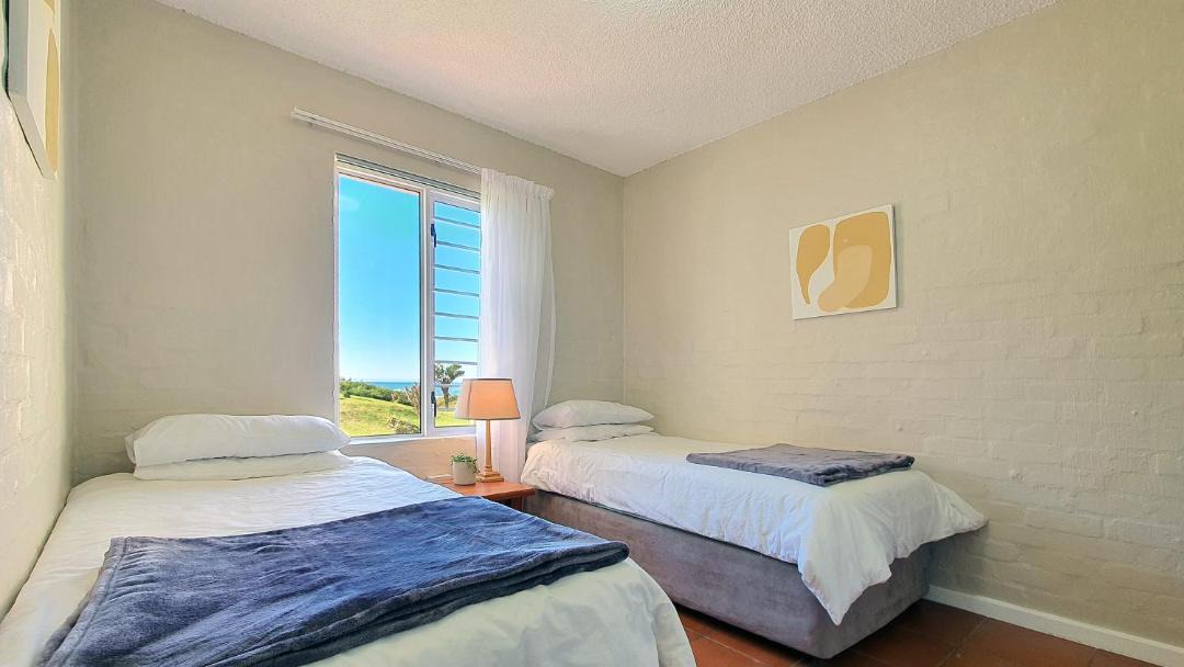 Photo of Bedroom in Aston Bay