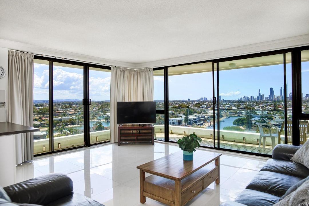 Photo of Livingroom in Mermaid Waters