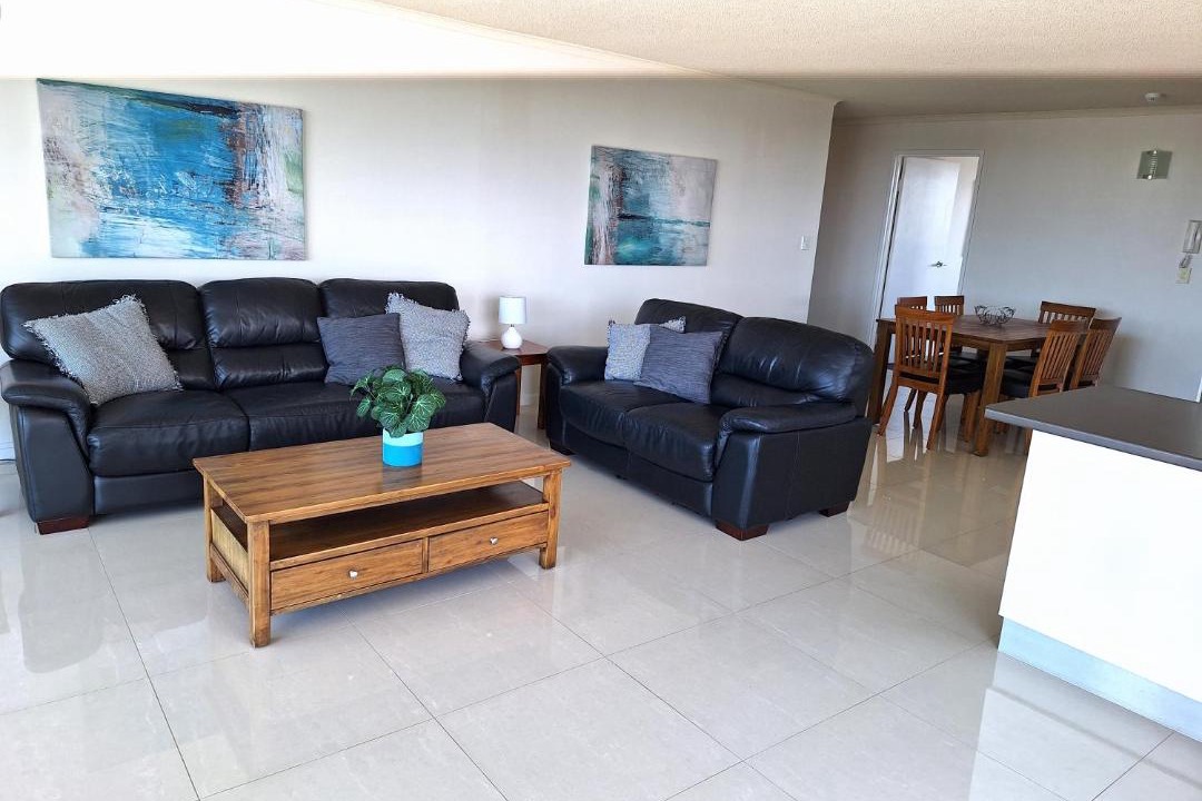 Photo of Livingroom in Mermaid Waters