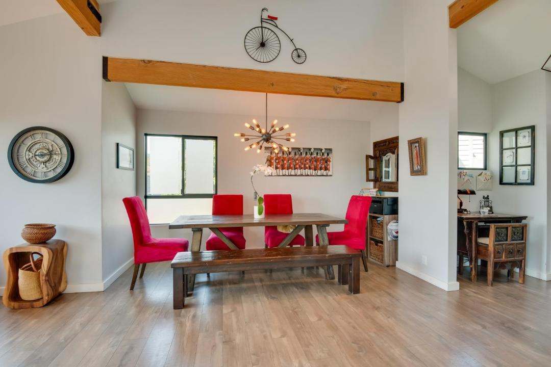 Photo of Livingroom in Malibu