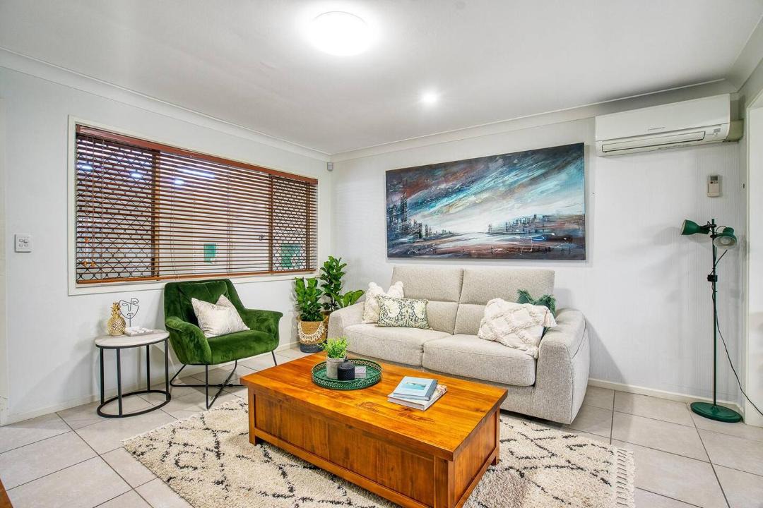 Photo of Livingroom in Surfers Paradise