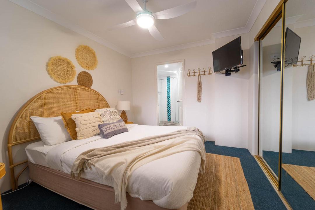Photo of Bedroom in Biggera Waters