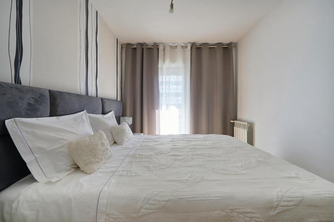 Photo of Bedroom in Parque das Nacoes