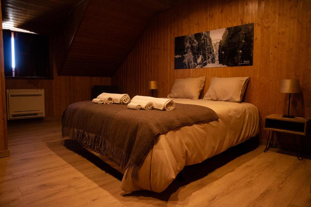 Photo of Bedroom in Penhas da Saude