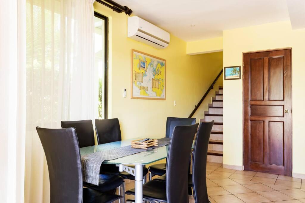 Photo of Livingroom in Coco Sunset Hills