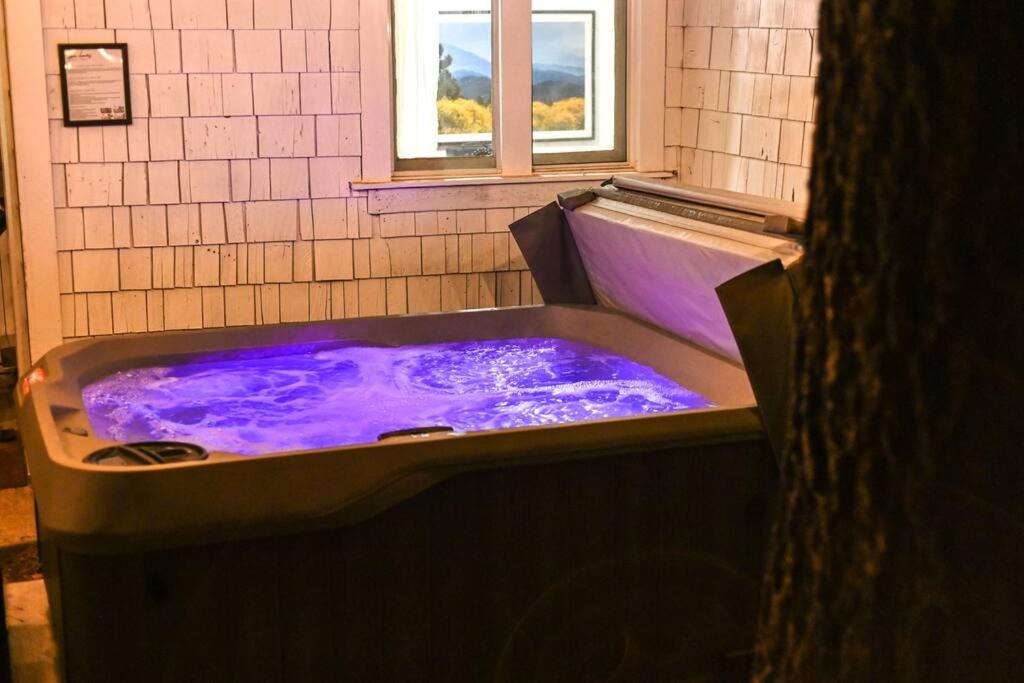 Photo of Bedroom in Big Bear Lake