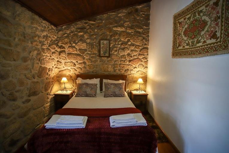 Photo of Bedroom in Sortelha