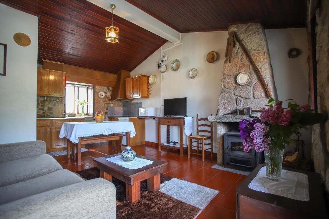 Photo of Livingroom in Sortelha