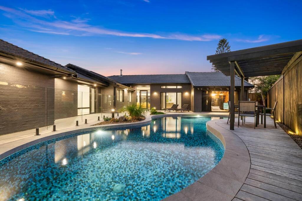 Photo of Outdoor in Bundall