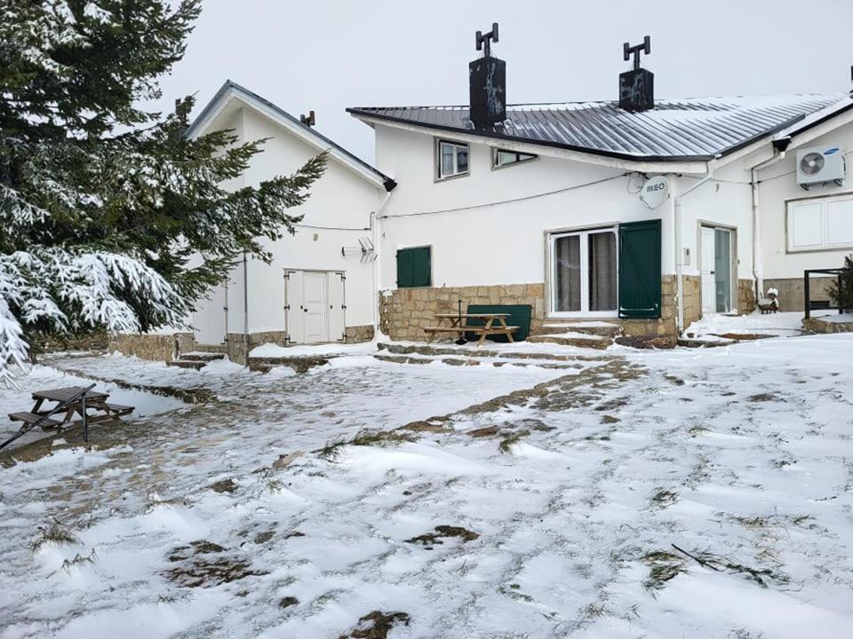 Photo of Buildings in Penhas da Saude
