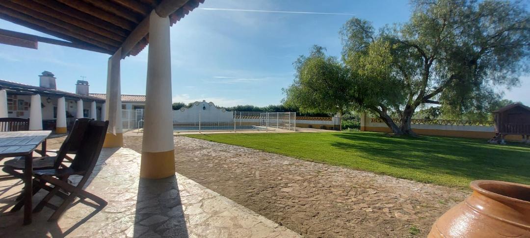 Photo of Patio Balcony in Viana do Alentejo