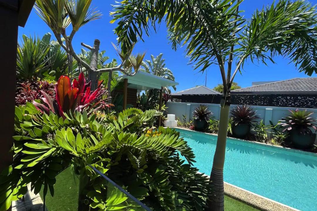 Photo of Outdoor in Broadbeach Waters