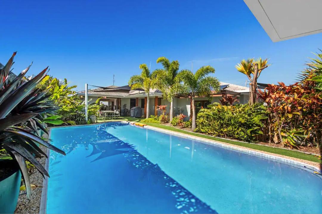 Photo of Outdoor in Broadbeach Waters