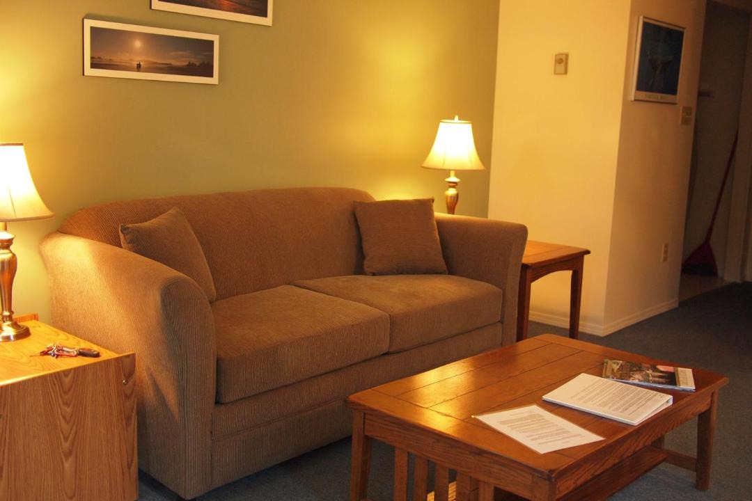 Photo of Livingroom in Ucluelet