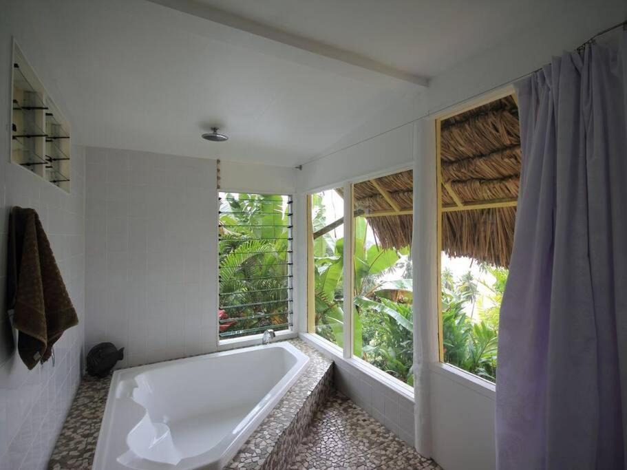 Photo of Bathroom in Savusavu